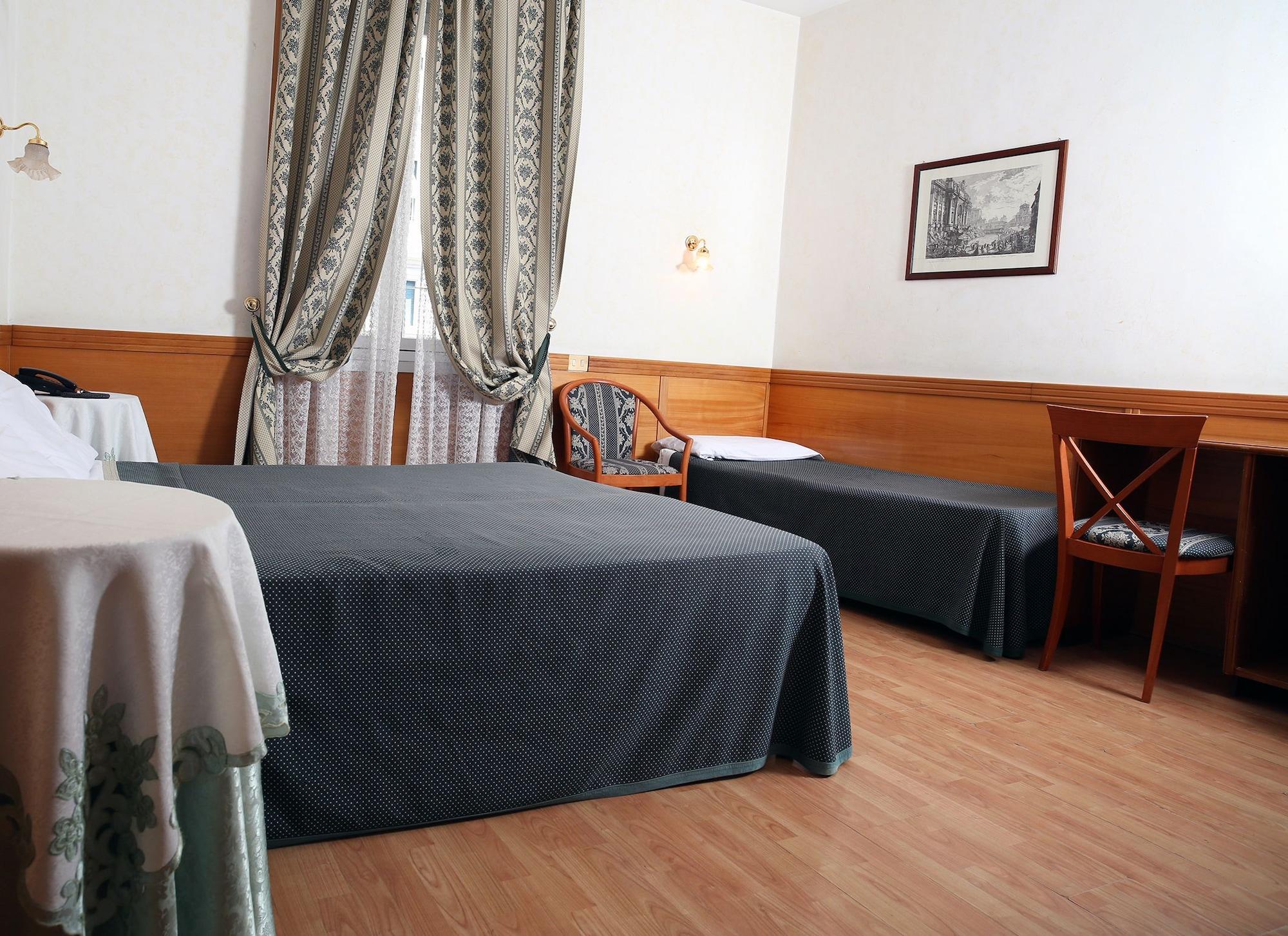רומא Hotel Santa Prassede מראה חיצוני תמונה