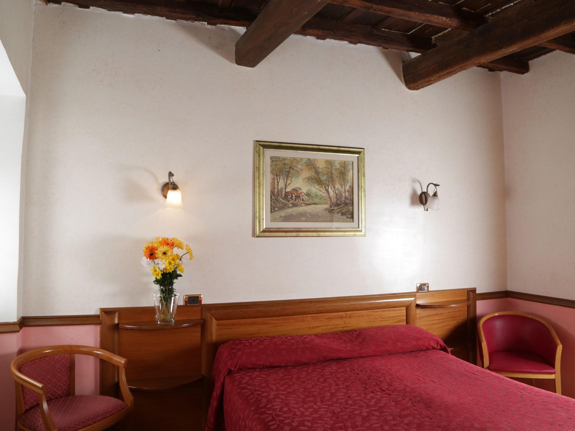 רומא Hotel Santa Prassede מראה חיצוני תמונה