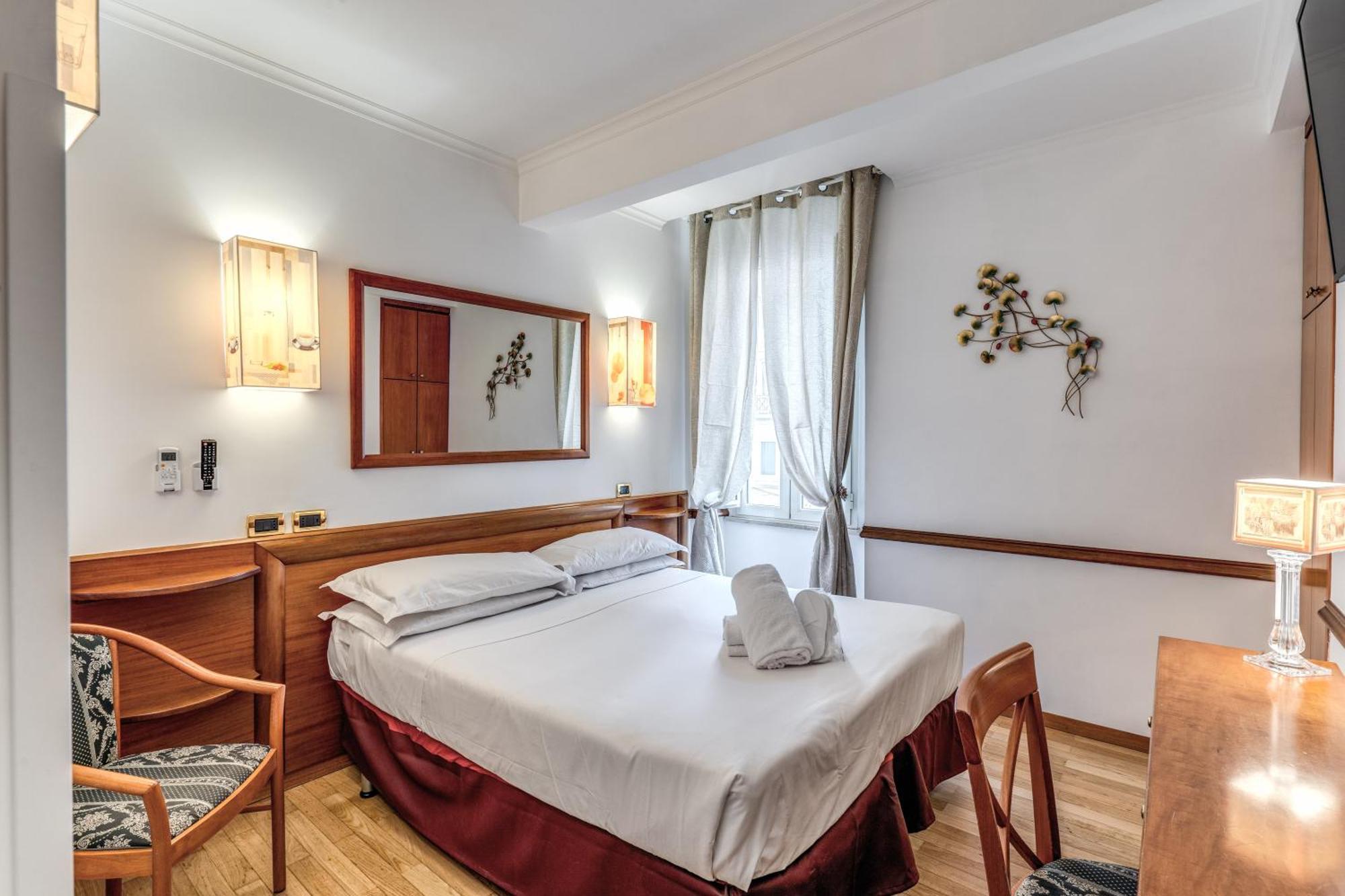 רומא Hotel Santa Prassede מראה חיצוני תמונה