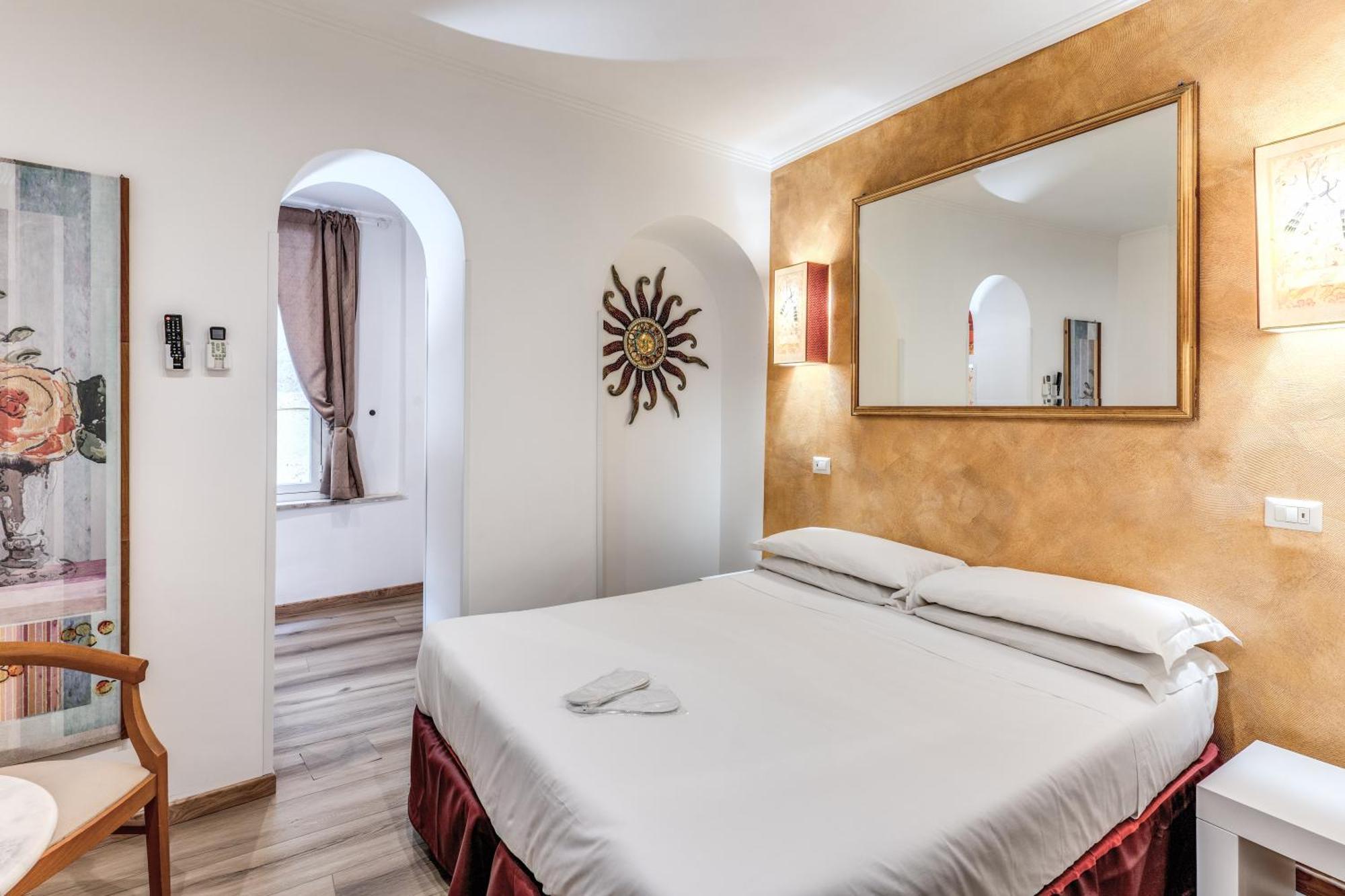 רומא Hotel Santa Prassede מראה חיצוני תמונה