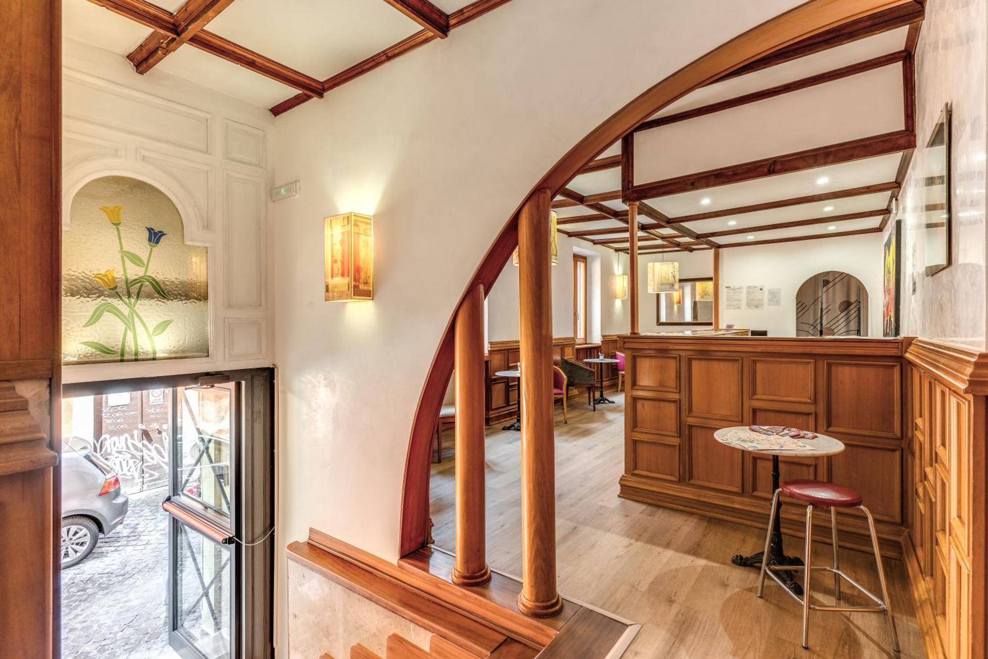 רומא Hotel Santa Prassede מראה חיצוני תמונה